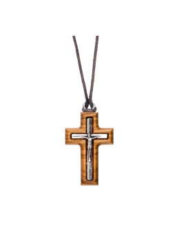 Face avant collier avec croix droite H.3cm et crucifix en métal incrusté dans bois d'olivier et cordon cuir L.70cm