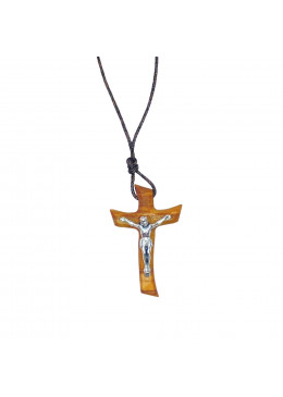 Face avant collier avec croix élancée H.3,5cm en bois d'olivier, Christ en métal argenté et cordon cuir L.70cm