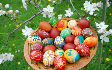 Œufs, cloches ou lapins en chocolat : symboles ou contes pour enfants ?